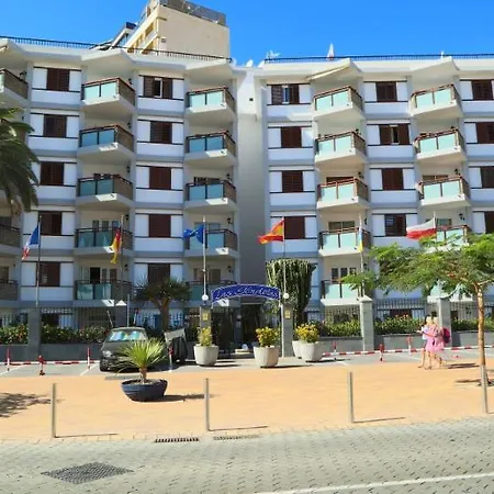 Gondolas Playa del Ingles (Gran Canaria)